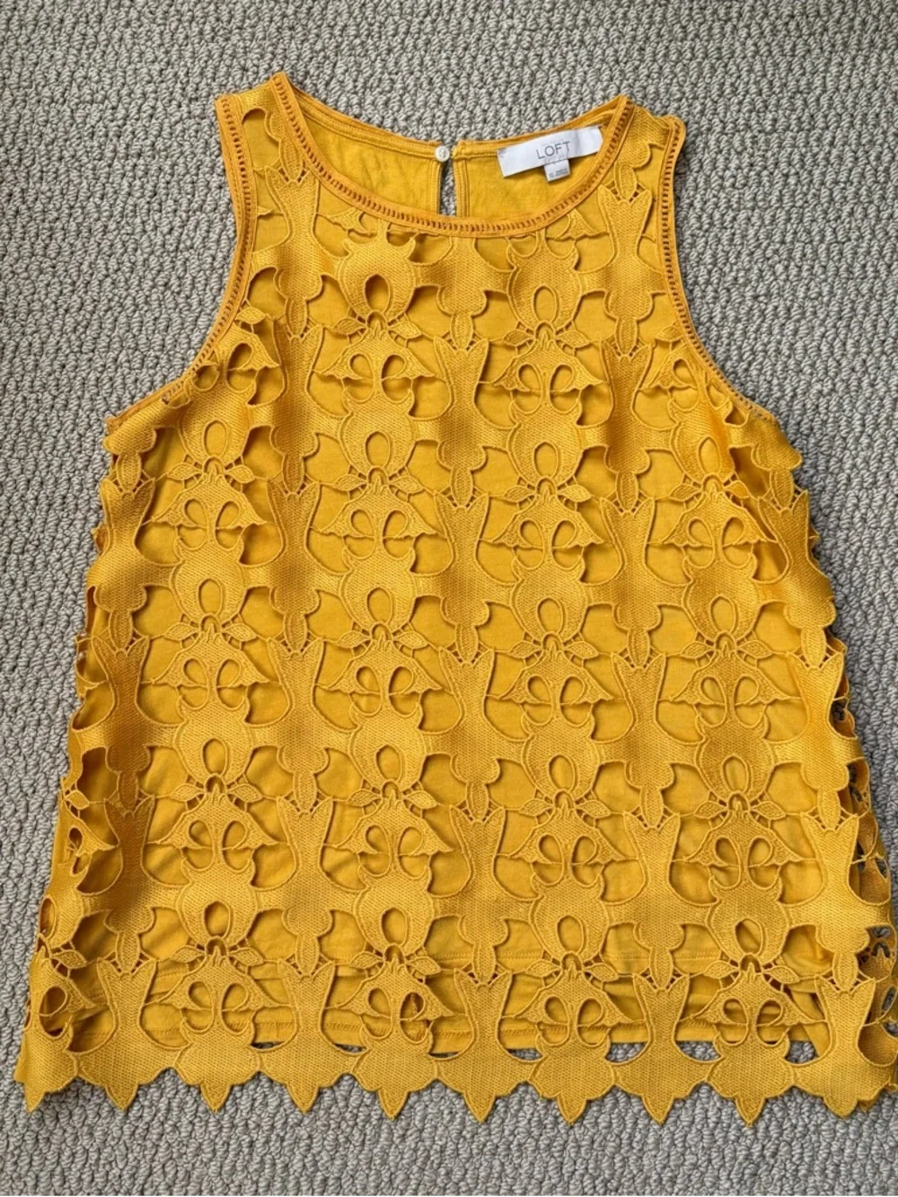 Loft Lace Tank - Picture 1 of 4